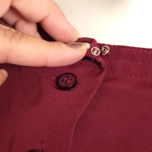 3/$25 Back Button Closure Lightweight Top - Picture 7 of 9